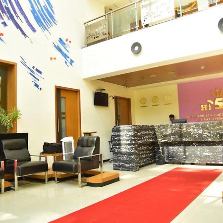 Hi 5 Hotel & Experience Nashik Exterior photo